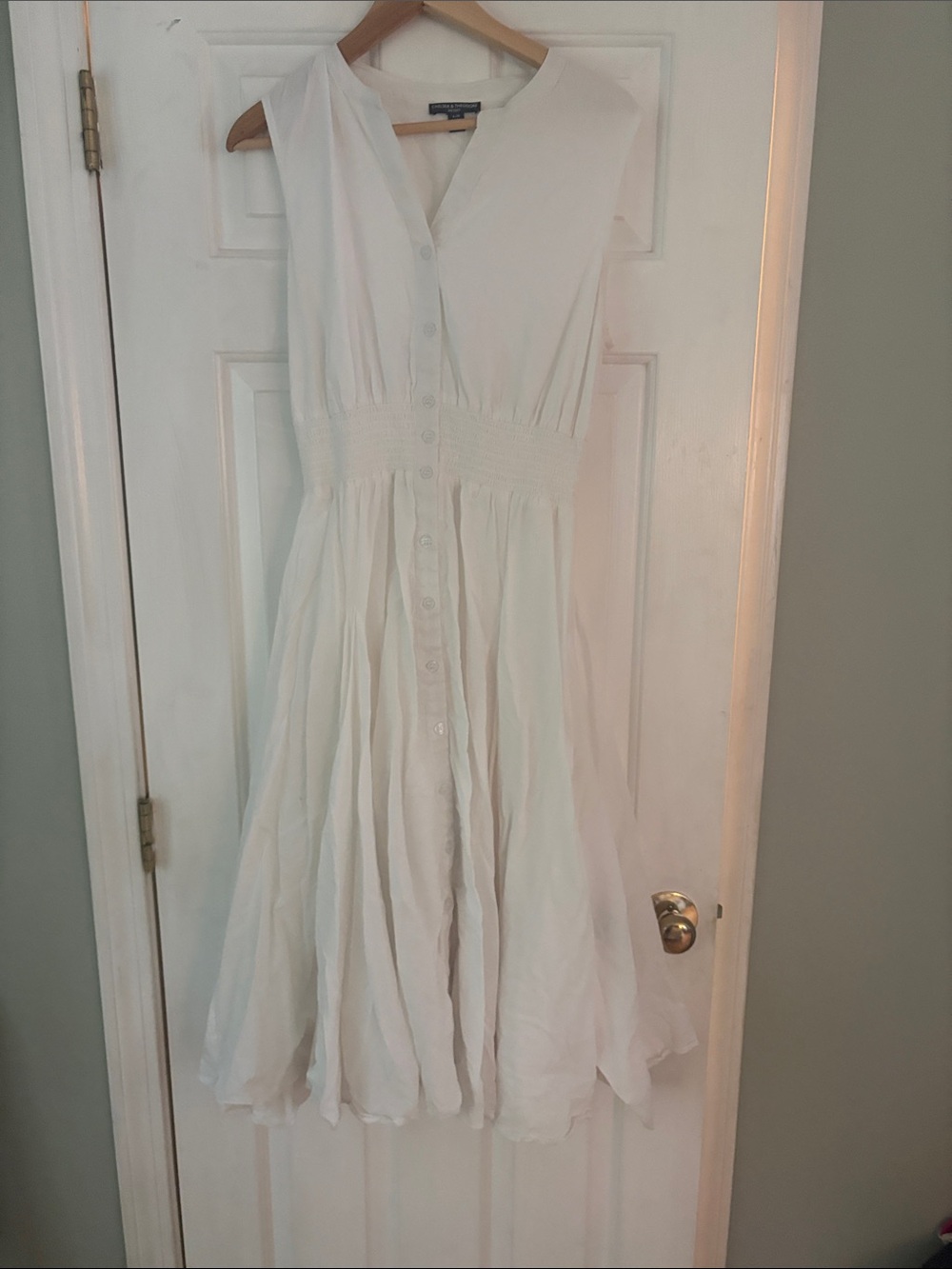 Chelsea & Theodore White Sleeveless Button-Front Maxi Dress